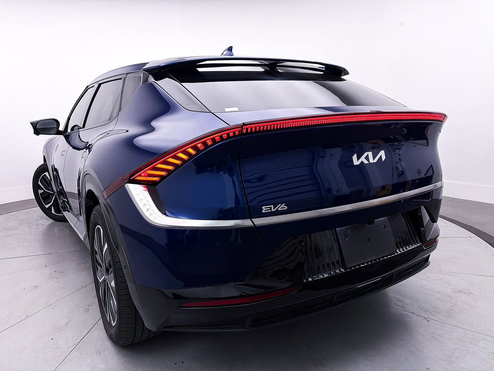 Used 2023 Kia EV6 Wind w/ Wind Technology Package image 4