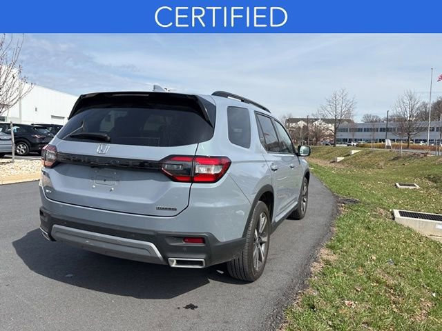 Used 2024 Honda Pilot Touring image 6