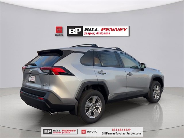 New 2025 Toyota RAV4 XLE image 5
