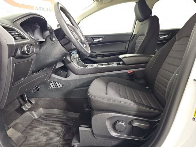 Used 2024 Ford Edge SE w/ Black Appearance Package image 10