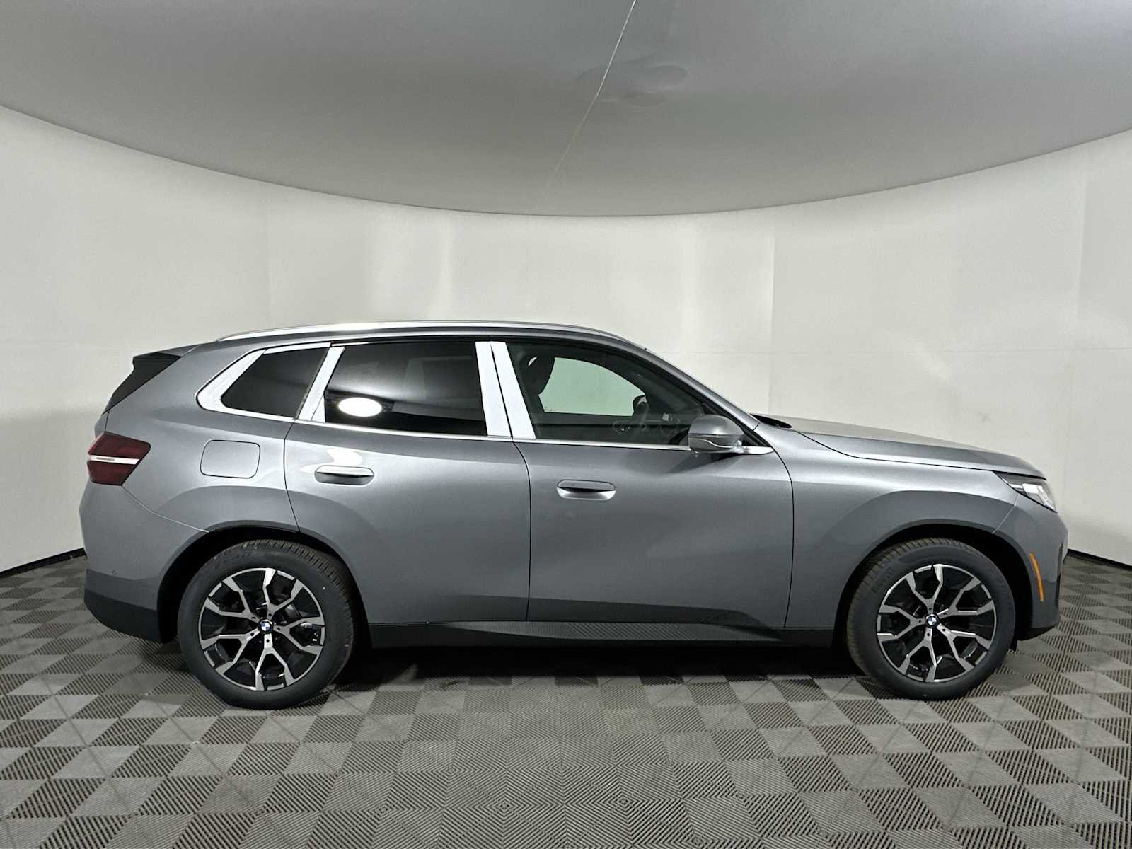 New 2026 BMW X3 xDrive30 w/ Convenience Package image 8