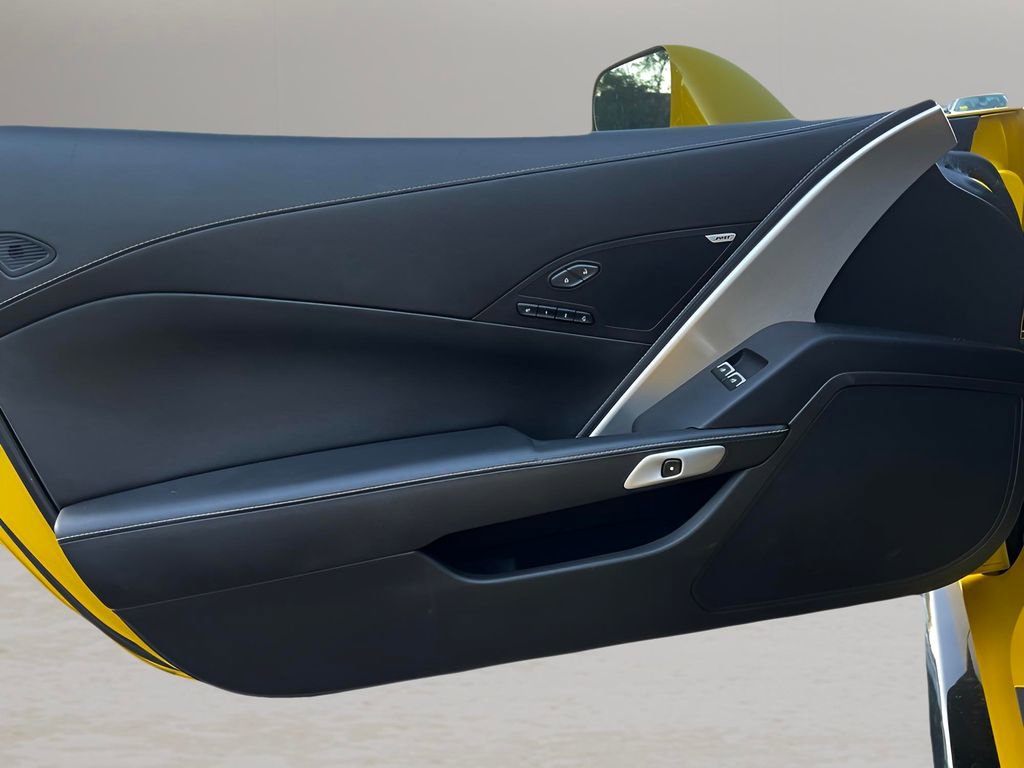 Used 2015 Chevrolet Corvette Stingray Coupe w/ 2LT Preferred Equipment Group image 23