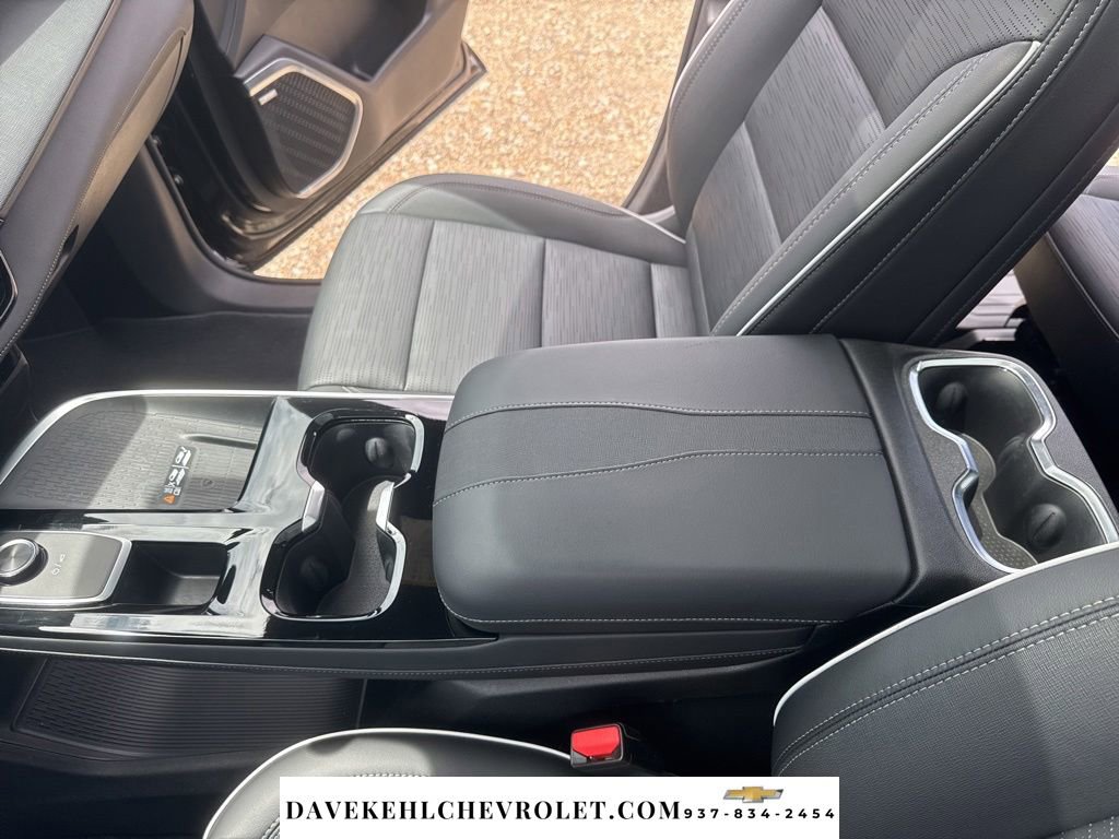 Used 2025 Buick Enclave Sport Touring w/ Power Package AWD/4WD image 20