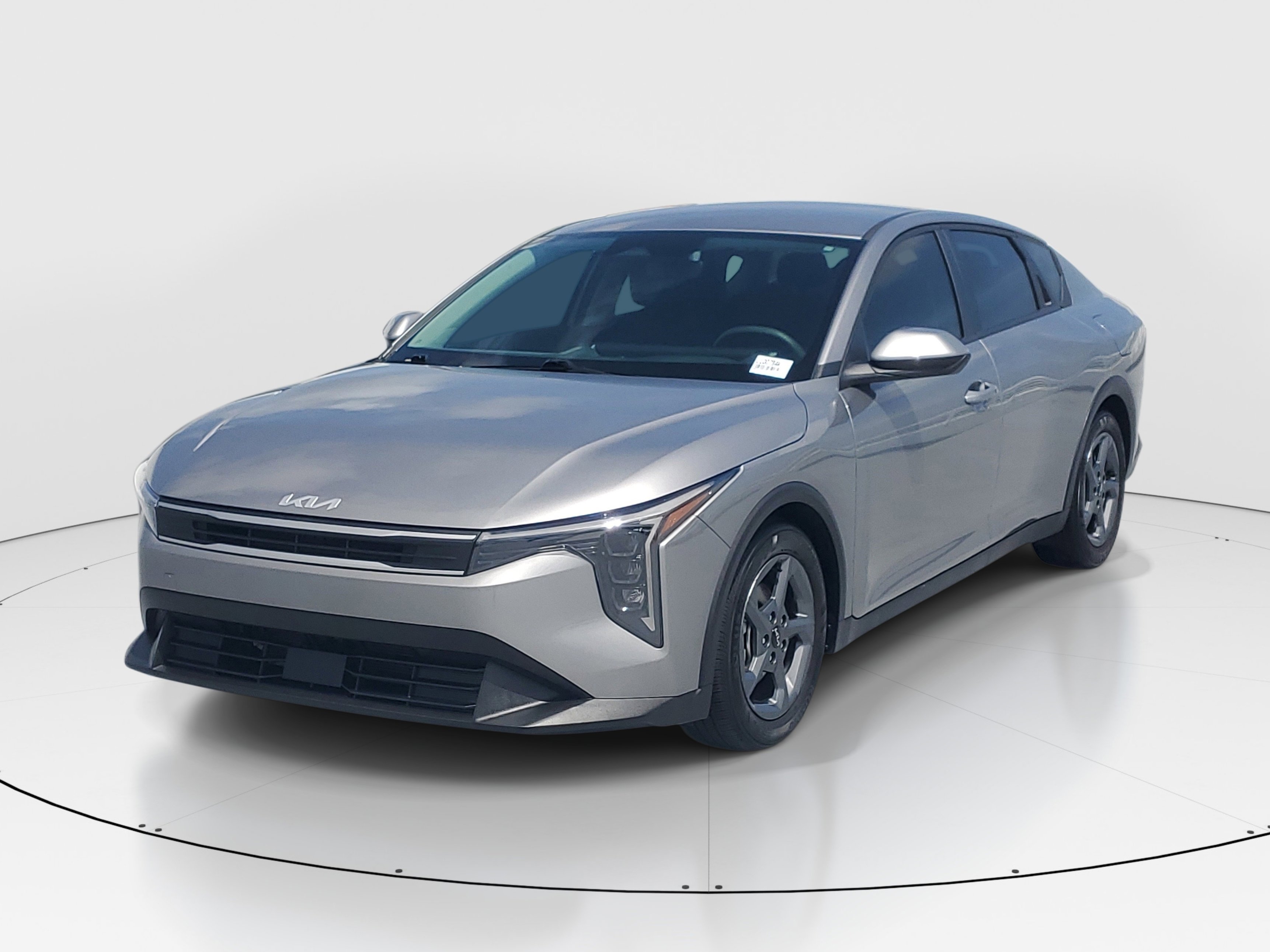 Used 2025 Kia K4 FWD image 3