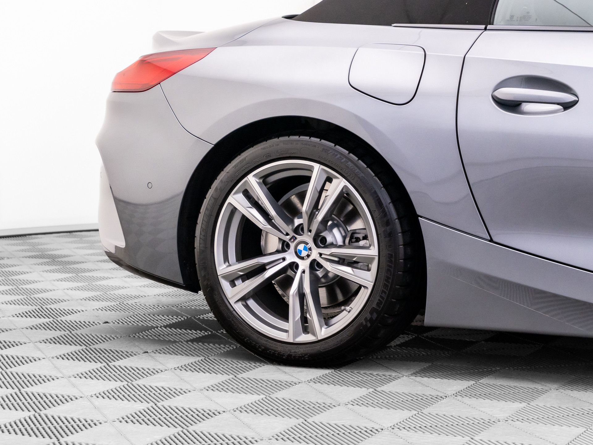 Certified 2026 BMW Z4 sDrive30i image 33