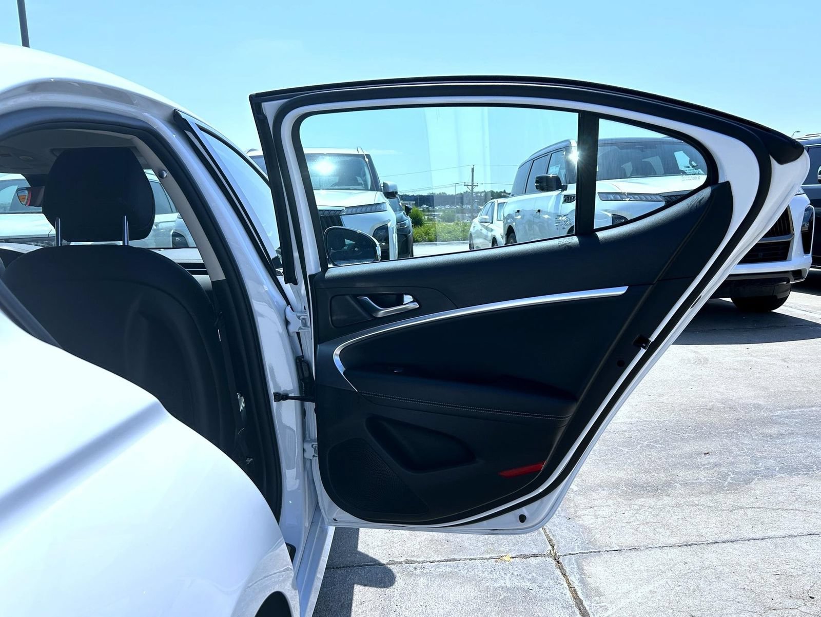 Certified 2026 Genesis G70 2.5T AWD/4WD image 17