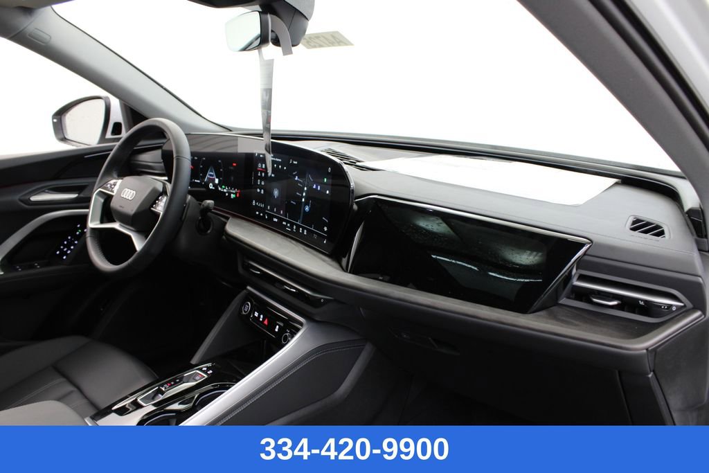 New 2025 Audi Q5 Premium image 23