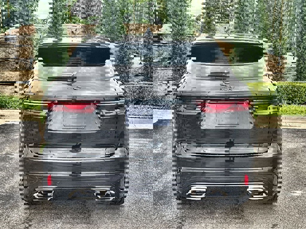 New 2026 Jaguar F-PACE R-Dynamic S image 4