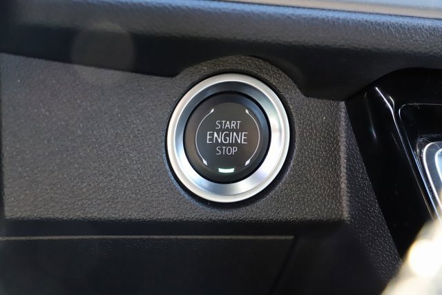 Used 2025 Chevrolet Traverse LT image 33