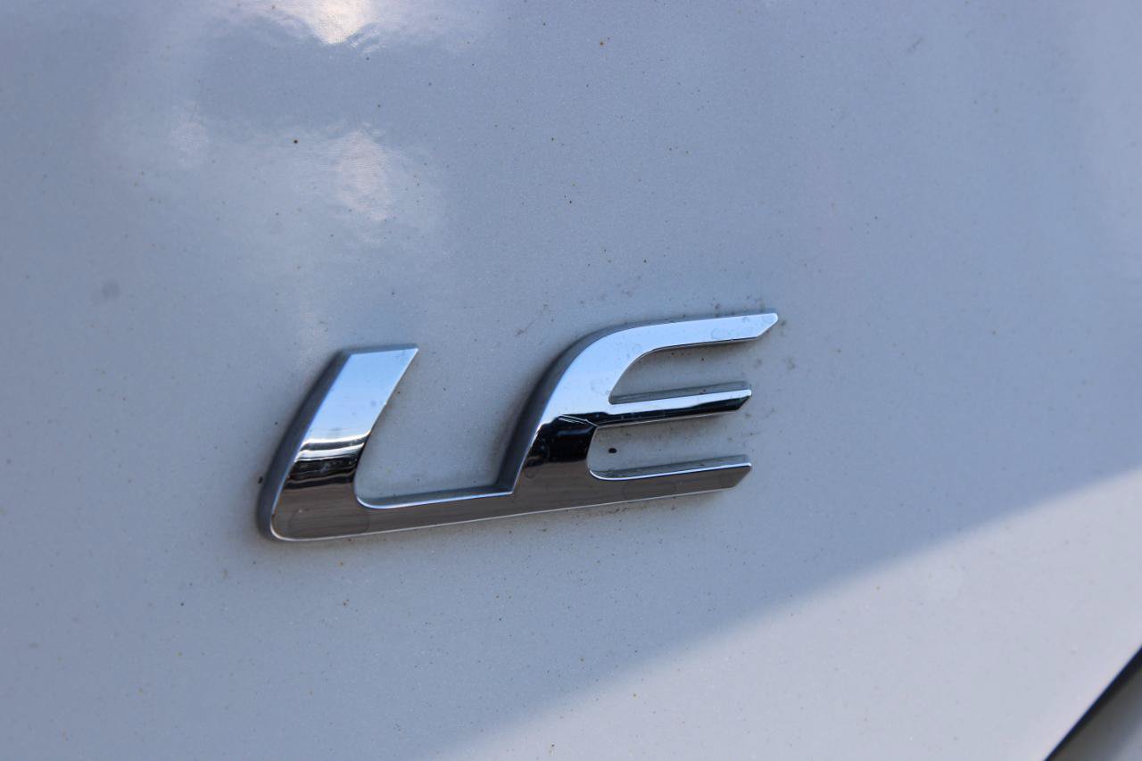 Used 2019 Toyota Corolla LE FWD image 7
