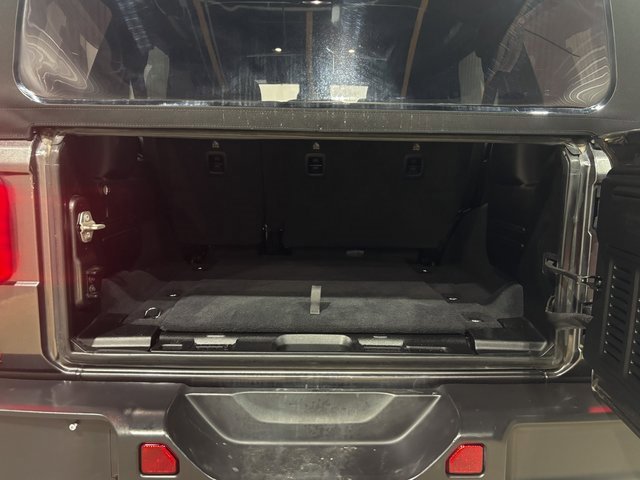 Used 2024 Jeep Wrangler Unlimited Rubicon w/ Convenience Group image 26