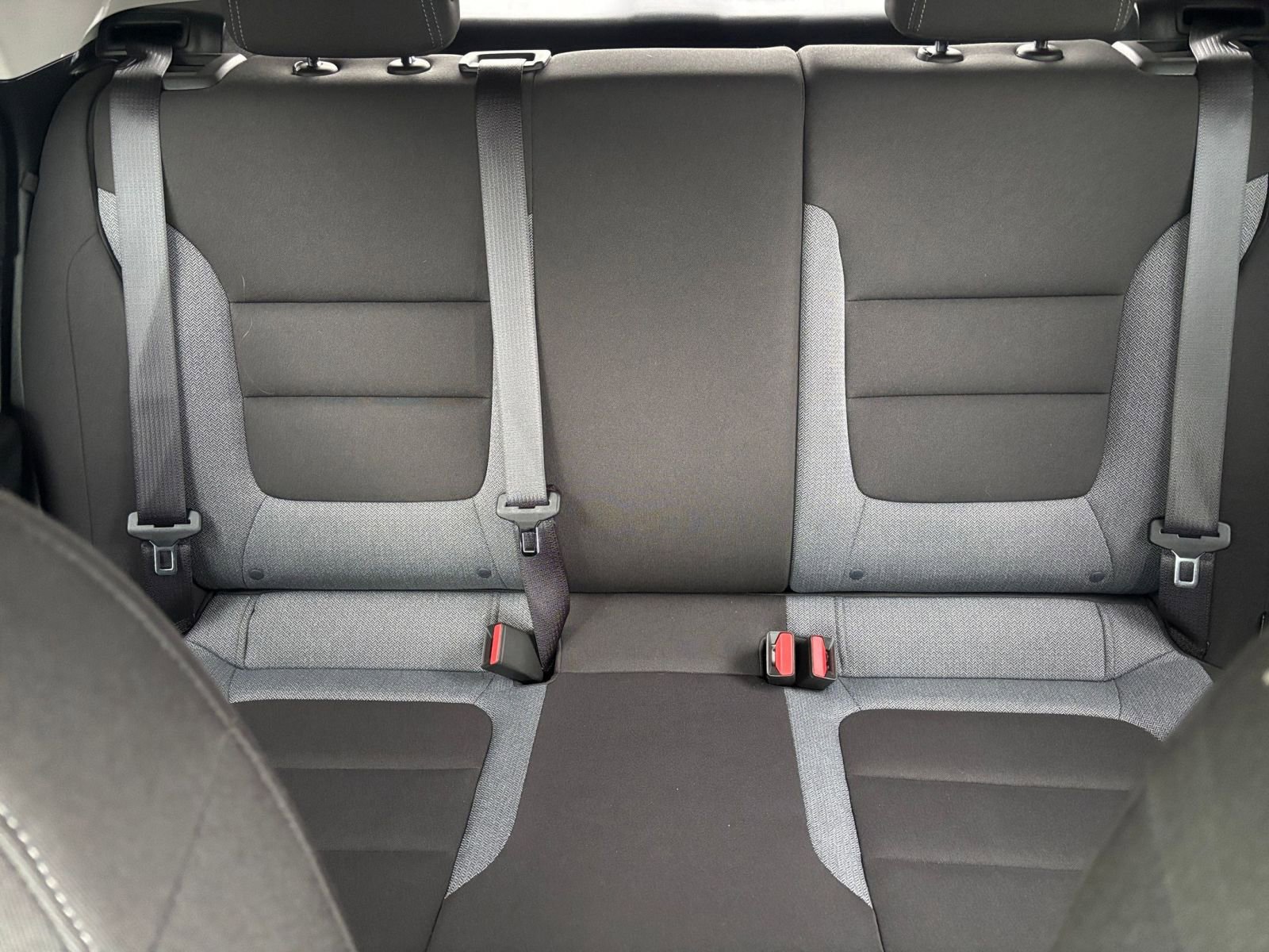 Used 2025 Chevrolet TrailBlazer LT image 34