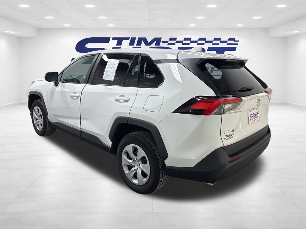 Used 2024 Toyota RAV4 LE image 7