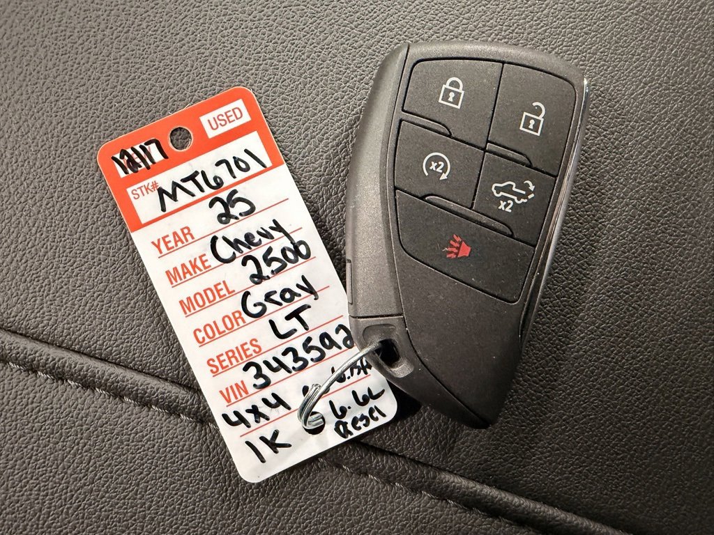 Used 2025 Chevrolet Silverado 2500 LT image 59