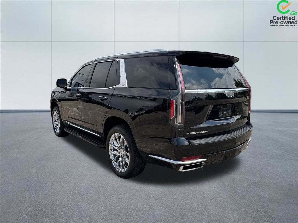 Used 2023 Cadillac Escalade Premium Luxury w/ LPO, Radiant Package AWD/4WD image 3