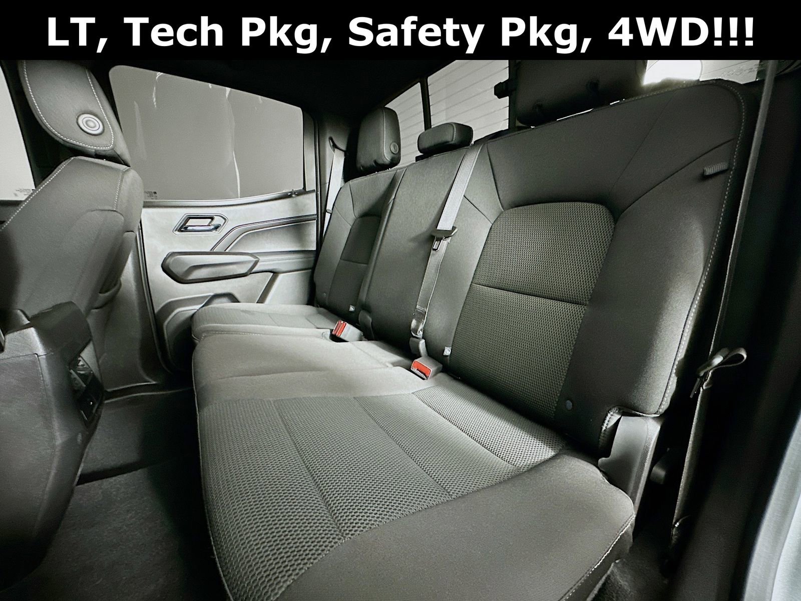 Used 2024 Chevrolet Colorado LT w/ LT Convenience Package II image 25