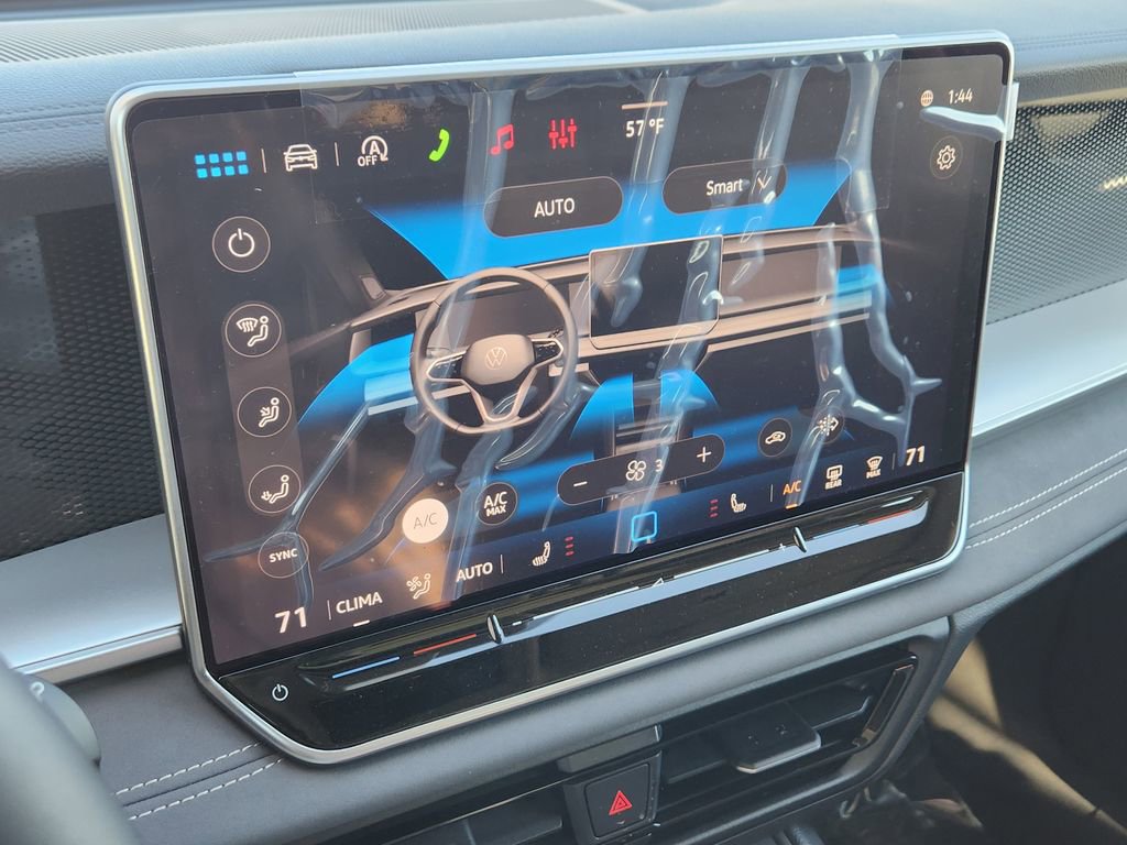 New 2026 Volkswagen Tiguan SE image 9