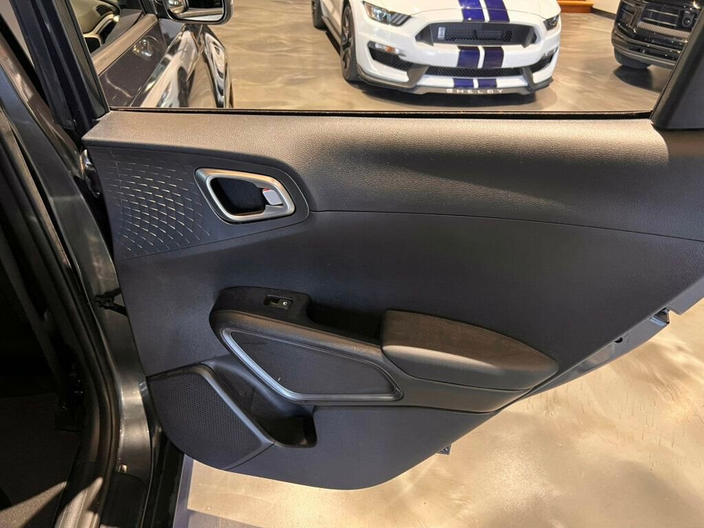 Used 2020 Kia Soul S FWD image 24
