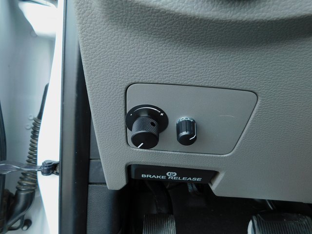 Used 2017 Ford F550 4x4 Regular Cab Super Duty image 27