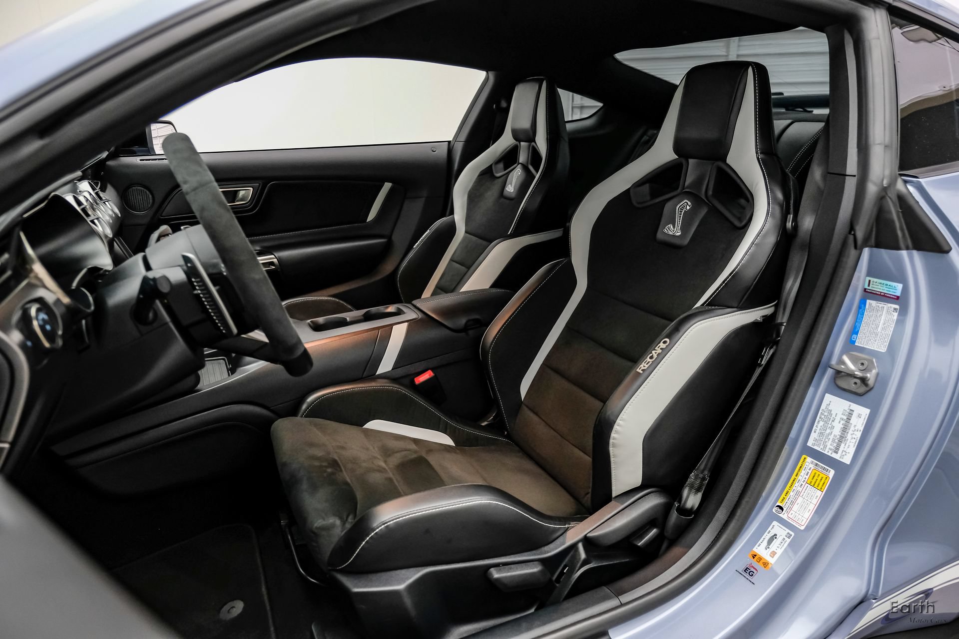 Used 2022 Ford Mustang Shelby GT500 w/ Technology Package RWD image 49