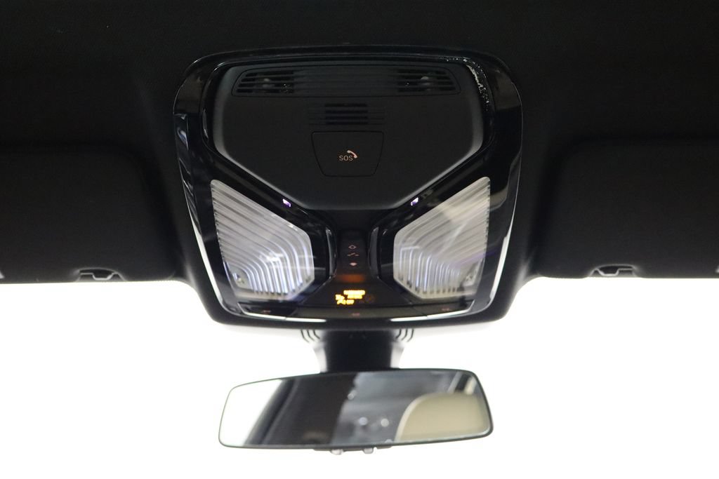 Used 2023 BMW 530i xDrive w/ Premium Package AWD/4WD image 28