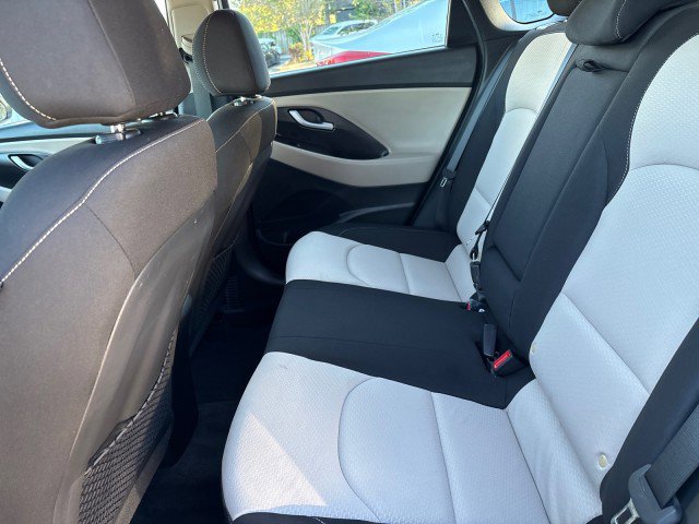 Used 2020 Hyundai Elantra GT image 11