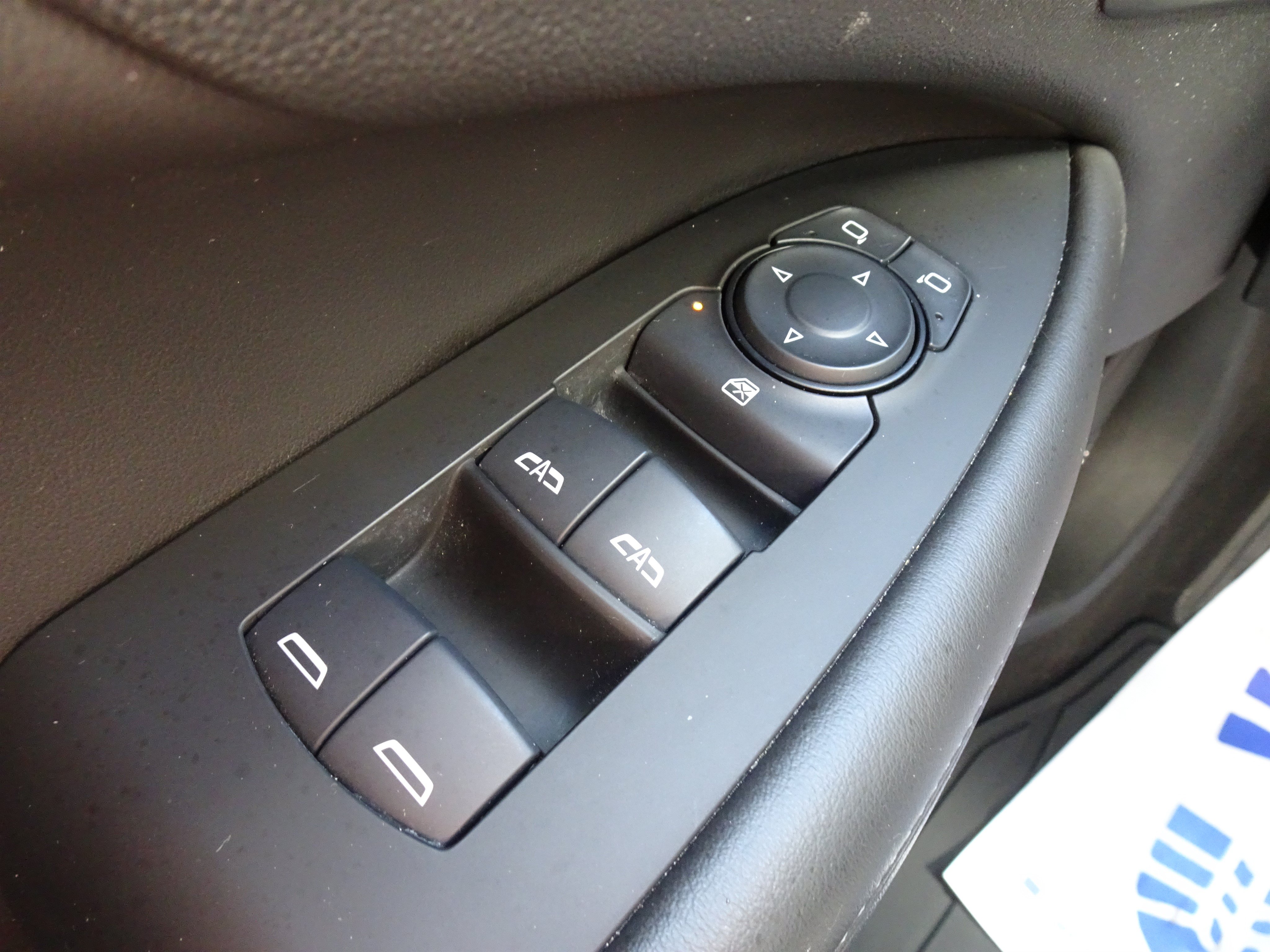 Used 2017 Buick LaCrosse Essence w/ Sun and Shade Package FWD image 24