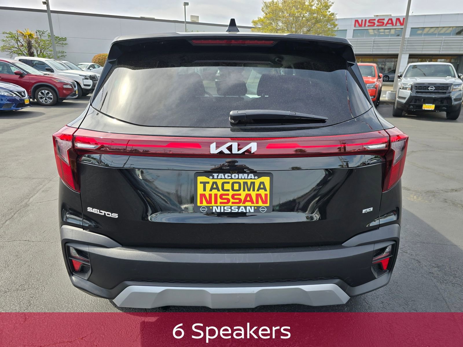Used 2025 Kia Seltos LX AWD/4WD image 4