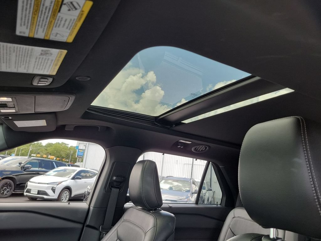 Used 2020 Ford Explorer Limited AWD/4WD image 19