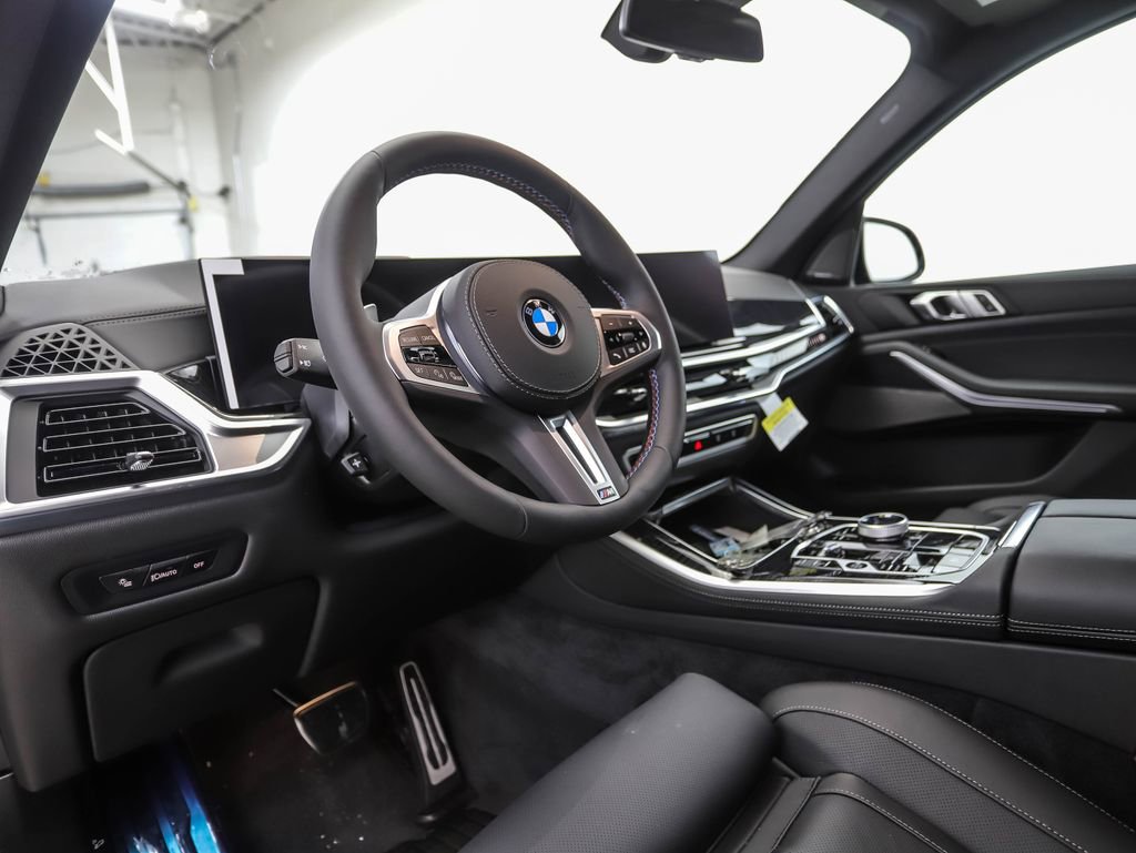 New 2026 BMW X5 M60i image 10