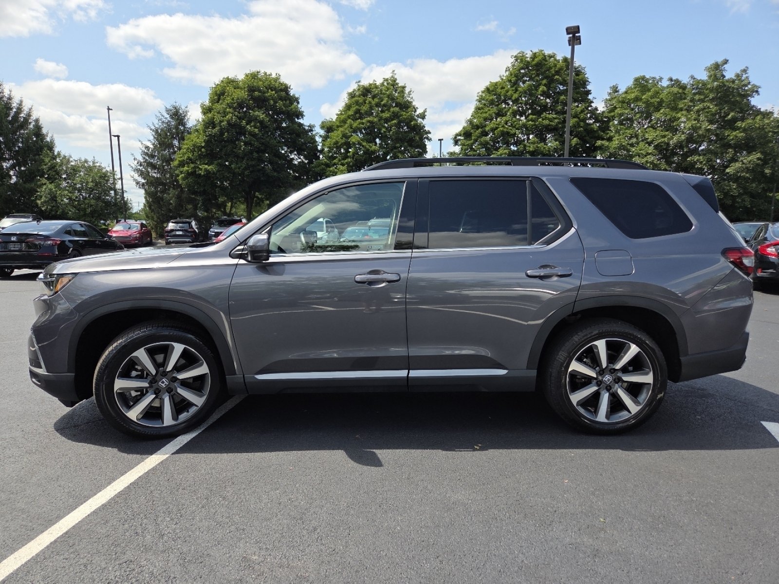 Certified 2024 Honda Pilot Touring image 21