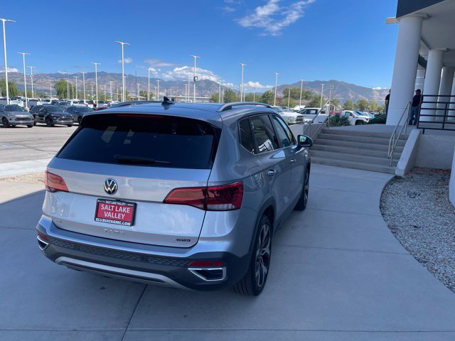 Used 2022 Volkswagen Taos SEL AWD/4WD image 4