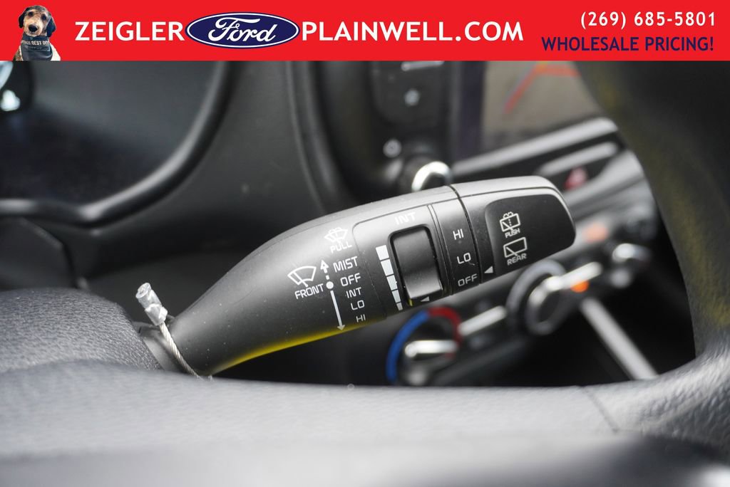 Used 2024 Kia Soul LX w/ Option Group 015 image 23