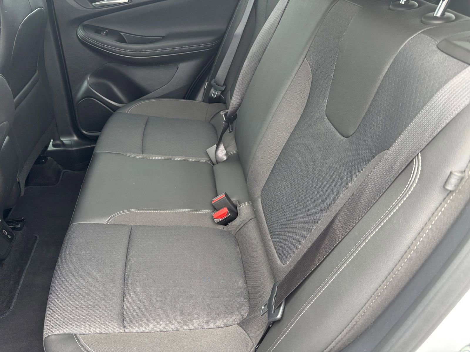 Used 2025 Buick Encore GX Preferred FWD image 36
