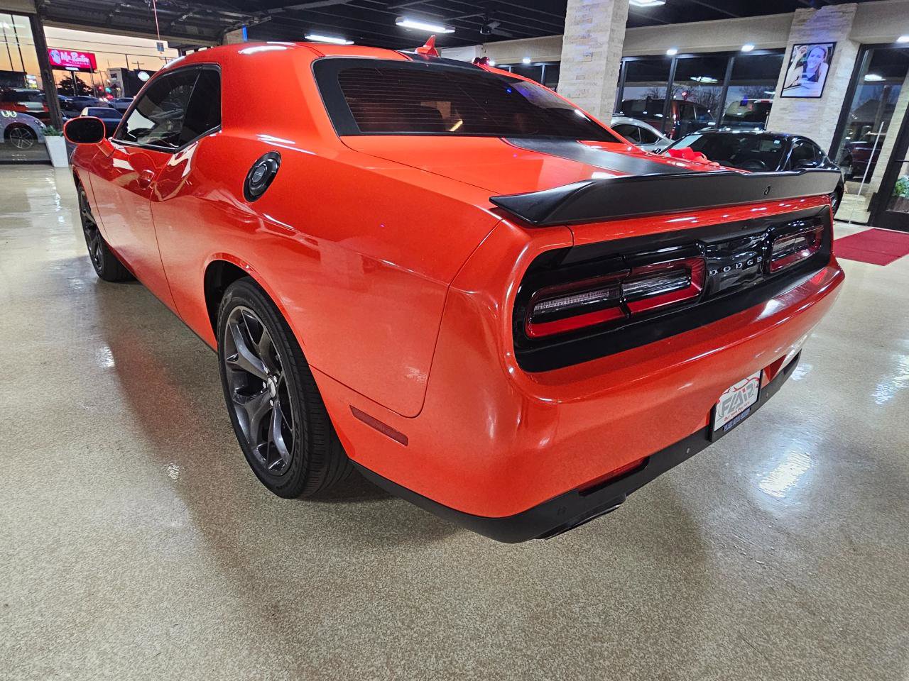 Used 2017 Dodge Challenger SXT Plus image 5