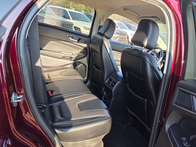Used 2022 Ford Edge Titanium image 14