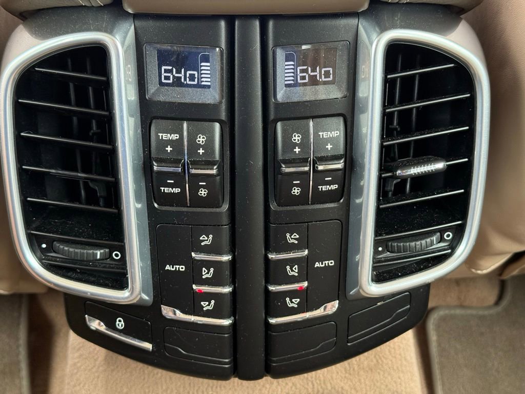 Used 2012 Porsche Cayenne S AWD/4WD image 25