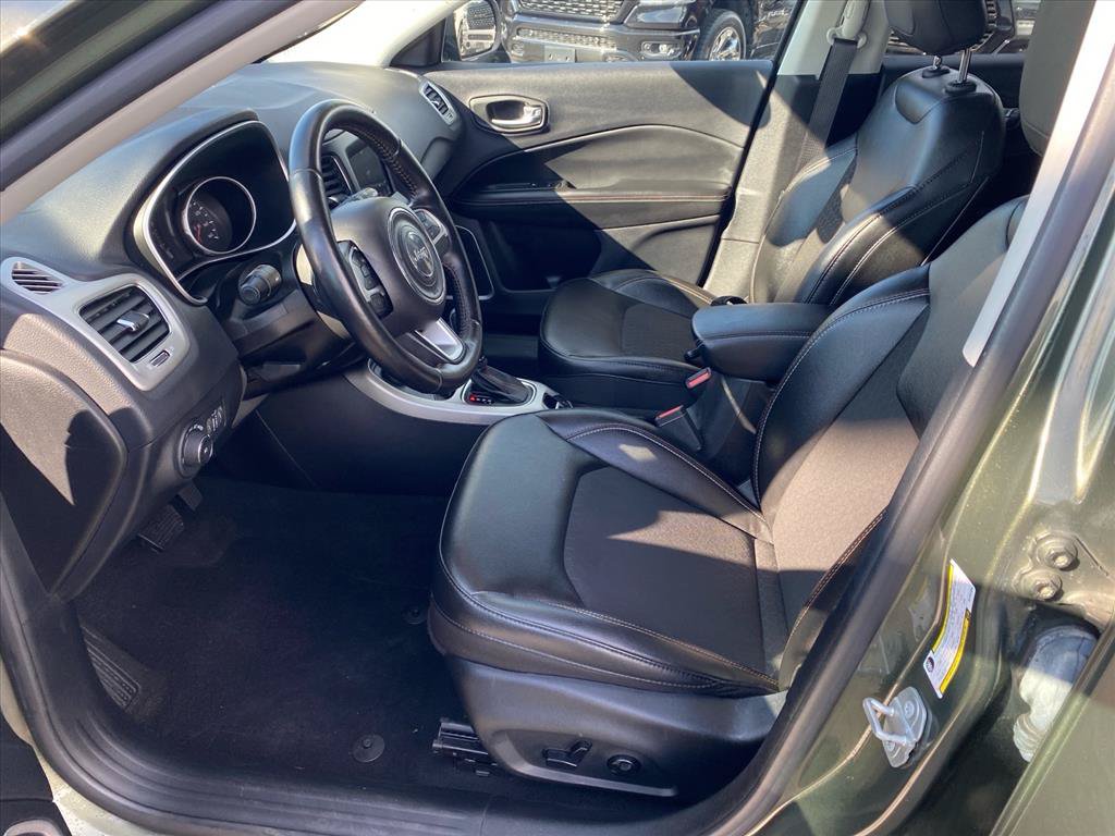 Used 2021 Jeep Compass Latitude w/ Convenience Group AWD/4WD image 9