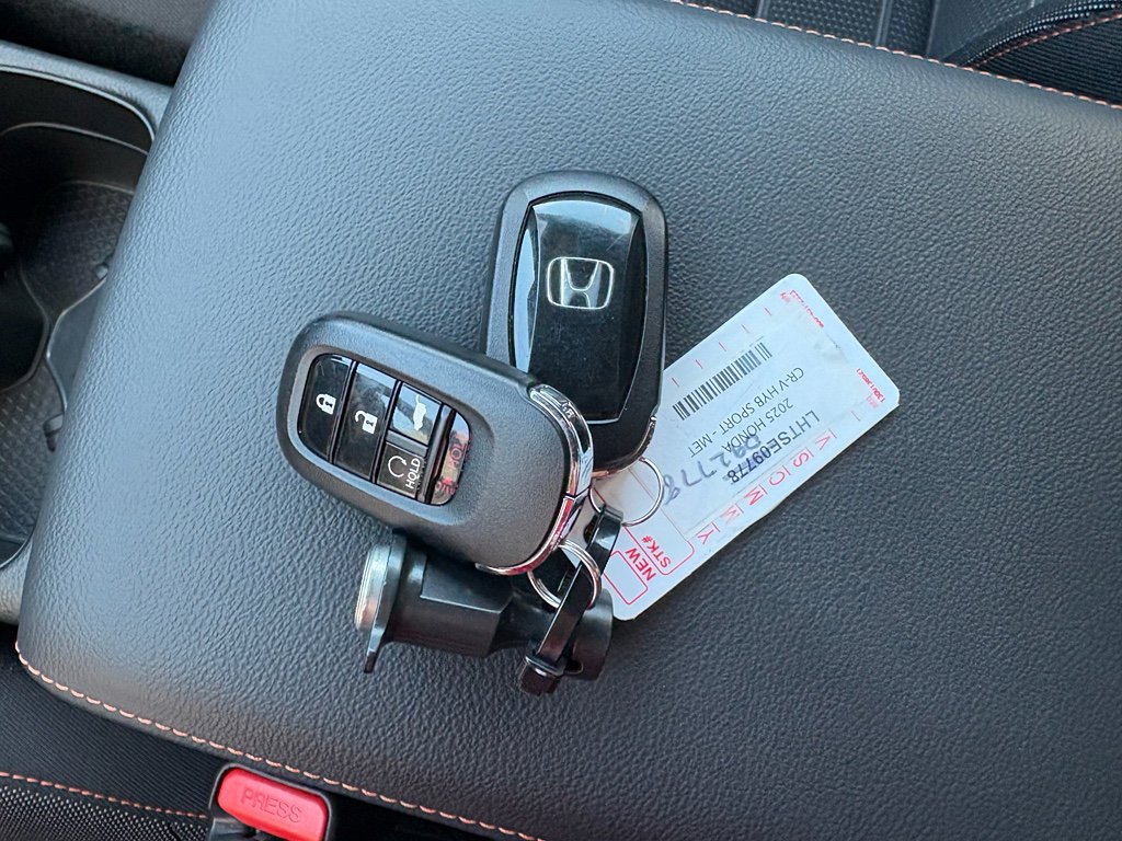 Certified 2025 Honda CR-V Sport image 29