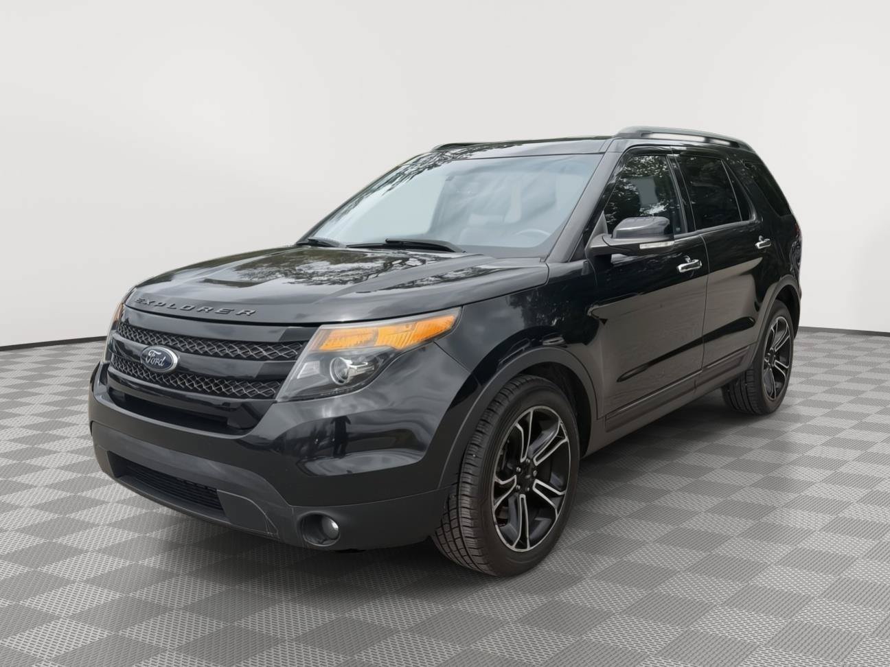 Used 2014 Ford Explorer Sport w/ Equipment Group 401A AWD/4WD image 3
