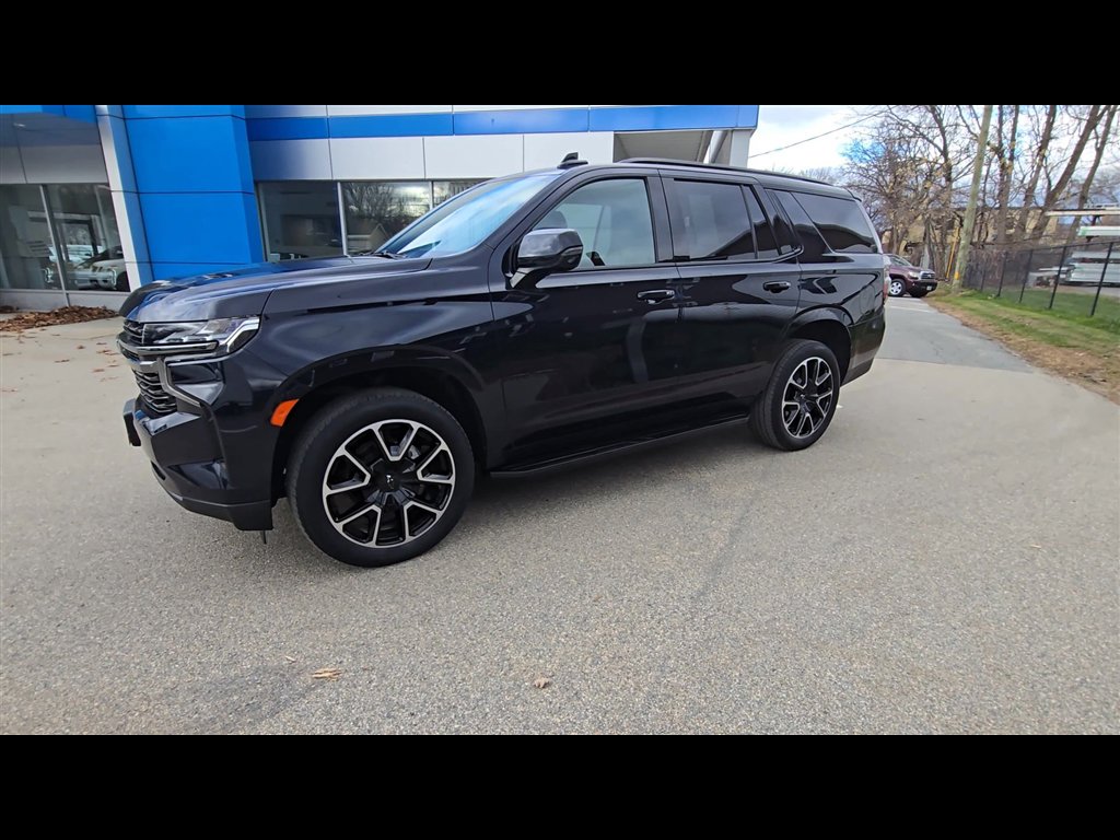 Used 2022 Chevrolet Tahoe RST w/ Luxury Package image 4