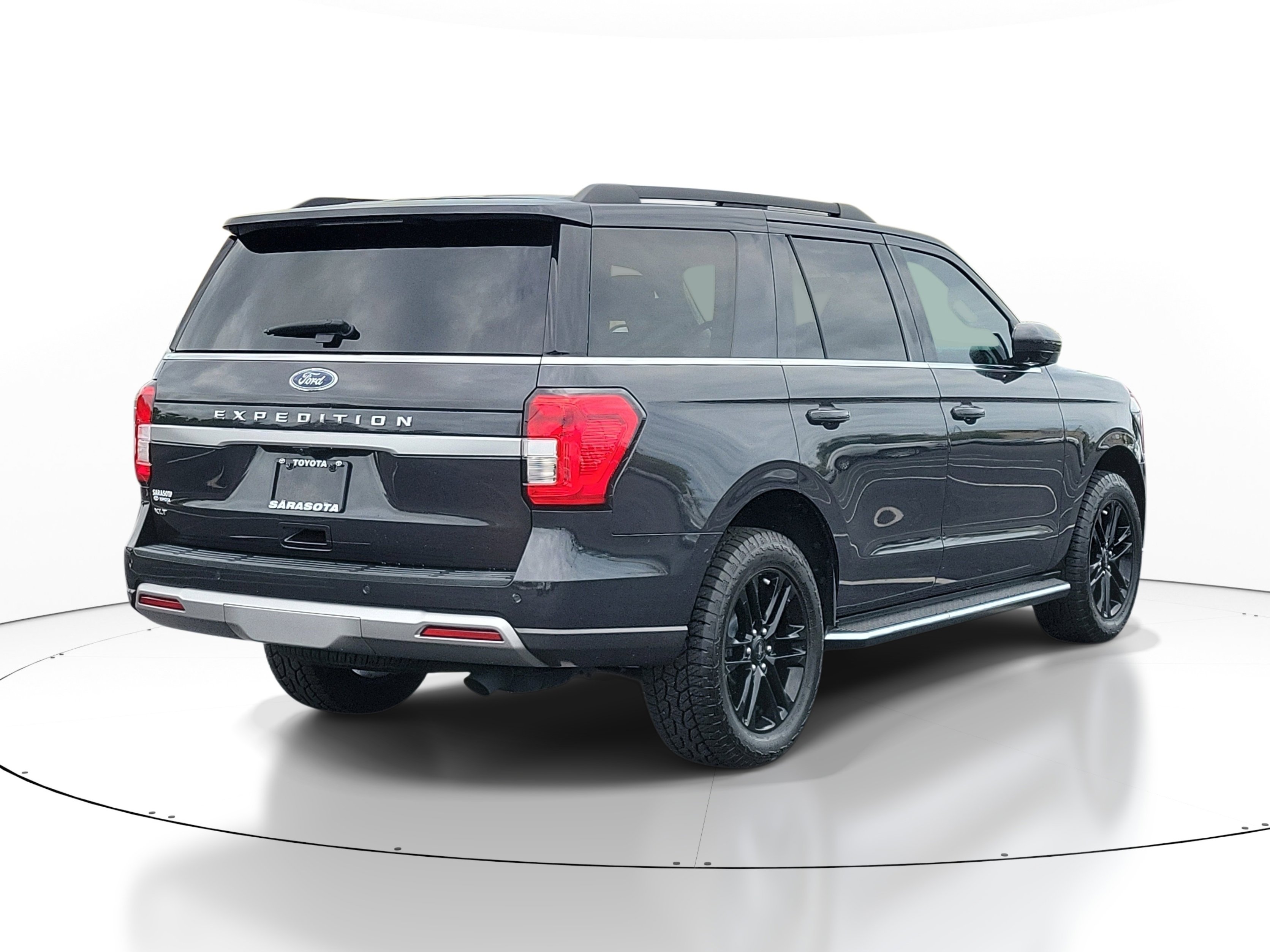 Used 2022 Ford Expedition XLT RWD image 6