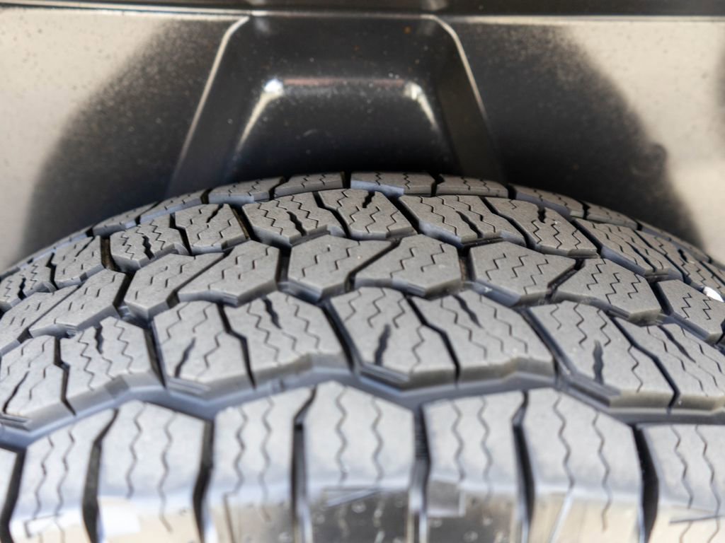 Used 2017 RAM 1500 Classic SLT image 29