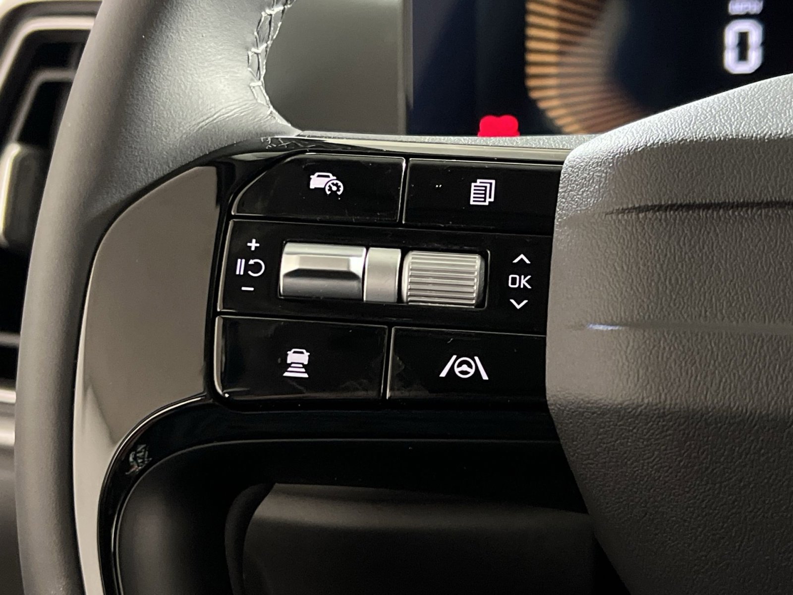 New 2026 Kia Sorento S image 30