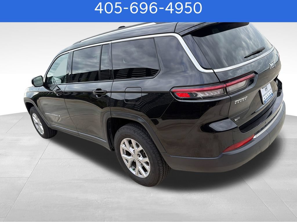 Used 2022 Jeep Grand Cherokee L Limited RWD image 3