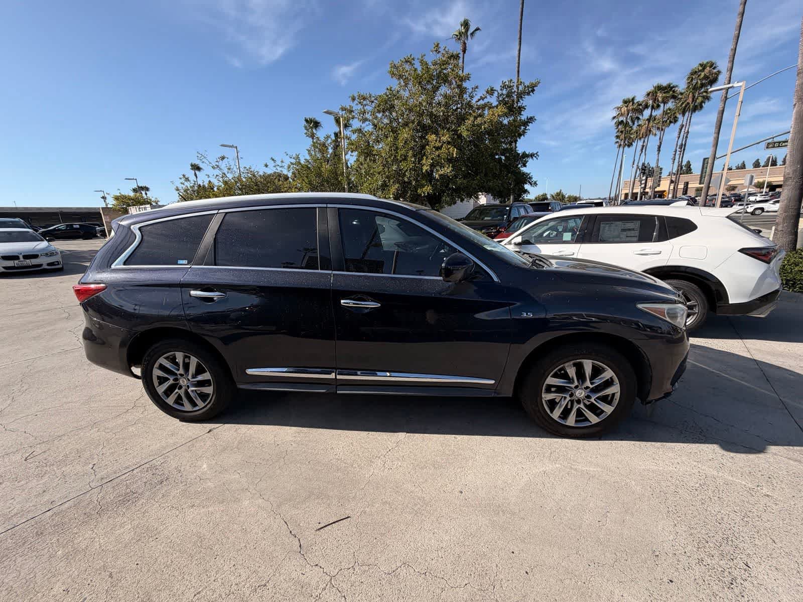 Used 2015 INFINITI QX60 FWD w/ Premium Plus Package image 6