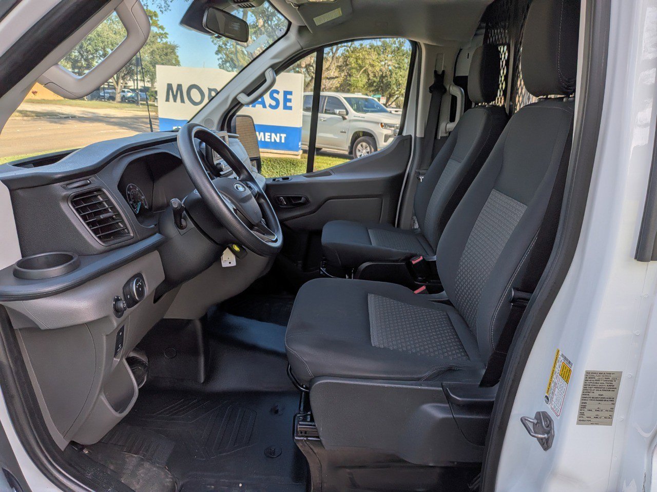 Used 2024 Ford Transit 250 Low Roof w/ Exterior Upgrade Package image 9