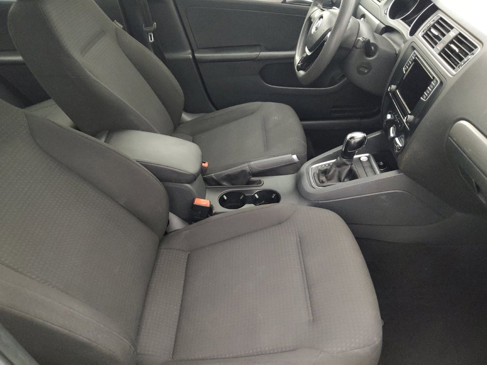 Used 2016 Volkswagen Jetta SE FWD image 21