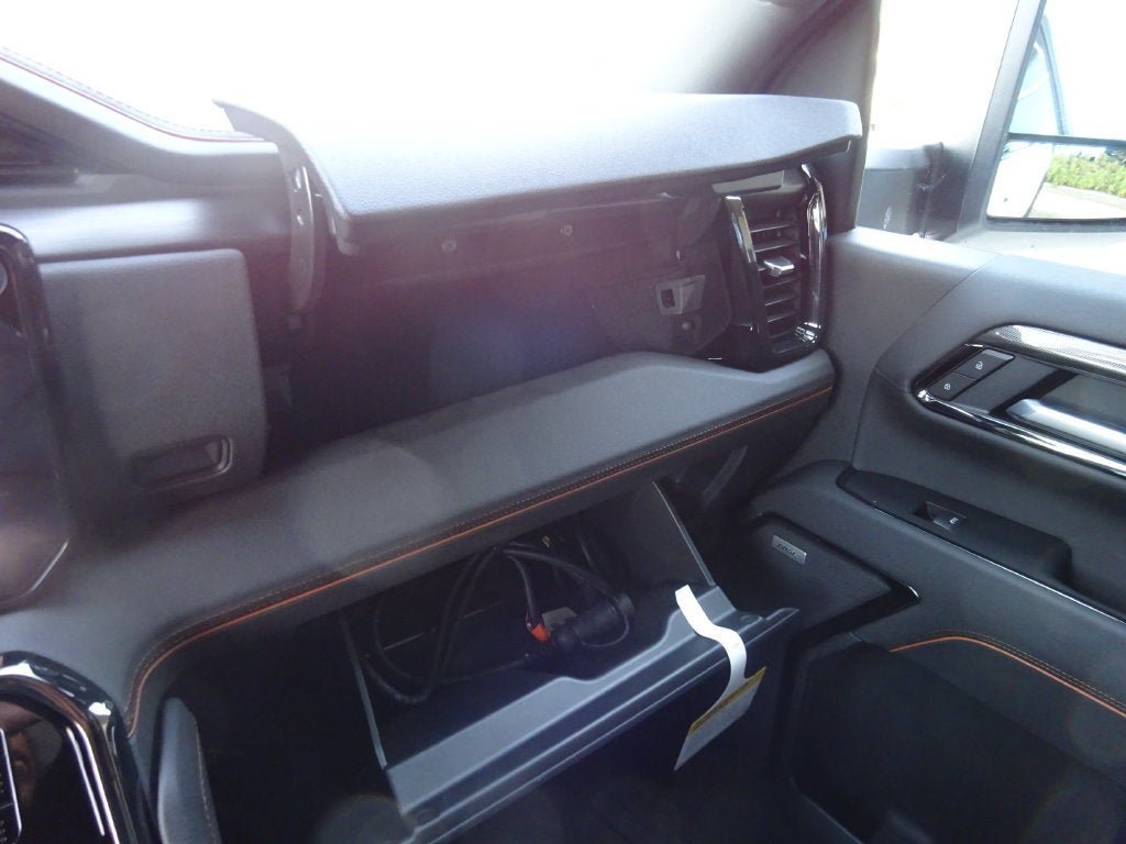 New 2026 GMC Sierra 2500 AT4 w/ AT4 Premium Plus Package AWD/4WD image 29