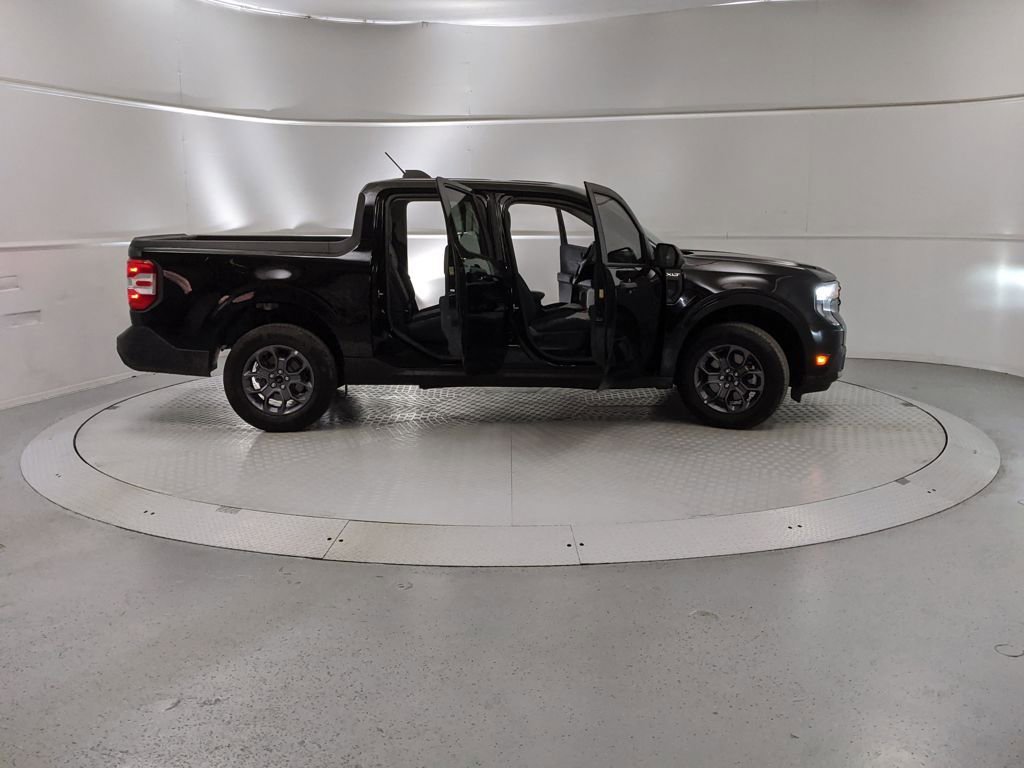 New 2025 Ford Maverick XLT w/ Equipment Group 302A image 8